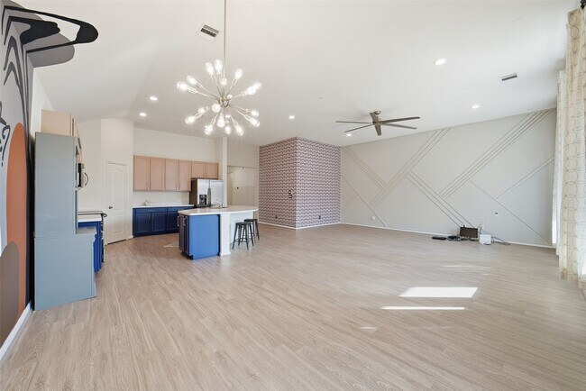 Building Photo - 8123 Cheyenne Hills Trail