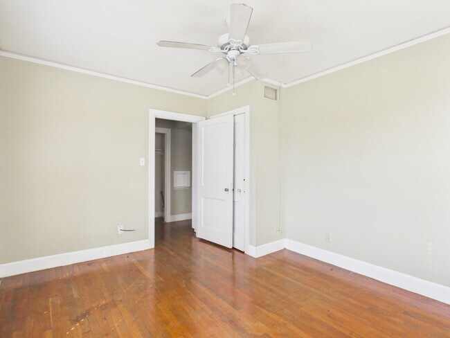 Building Photo - 1920 Richmond Ave.