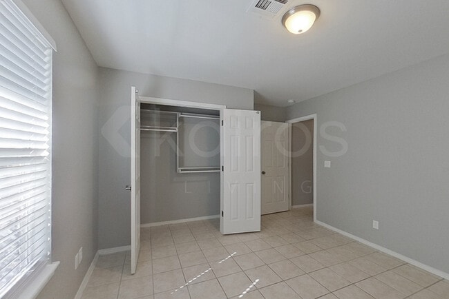 Building Photo - 1336 NW 9th St