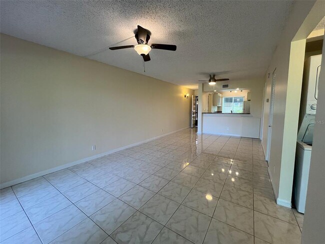 Building Photo - 6219 Palma Del Mar Blvd S