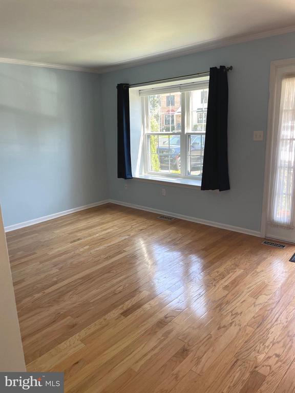 Building Photo - 105 Bradbury Rd