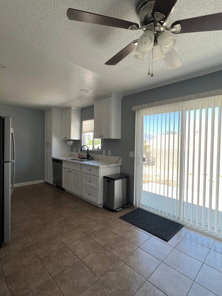 Building Photo - 66115 Avenida Cadena