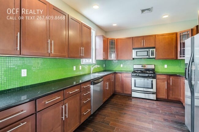 Primary Photo - 2603 Webster St