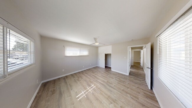 Building Photo - Beautiful 7BD/4BA on Mary