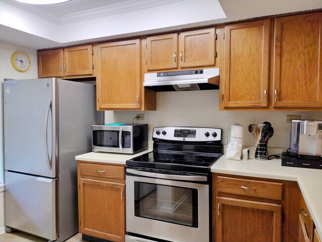 Building Photo - 2401 Gulf Blvd