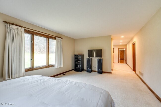 Building Photo - 4700 Barnsleigh Dr