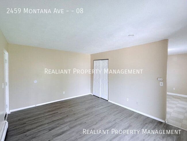 Building Photo - 2459 Montana Ave