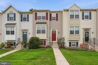 Building Photo - 9571 Tudor Oaks Dr