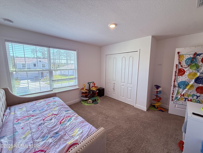 Building Photo - 2563 Lantana Ln