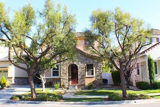 Building Photo - Stunning Temecula Home with Full Solar and...