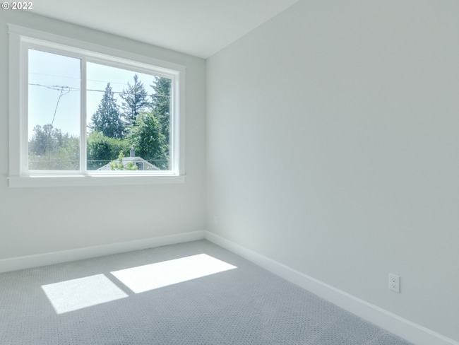 Building Photo - 3815 SE Tenino St