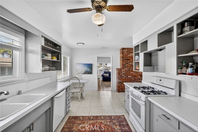 Building Photo - 237 Avenida Montalvo