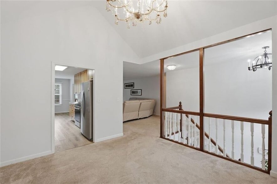 Building Photo - 638 Oberlochen Way