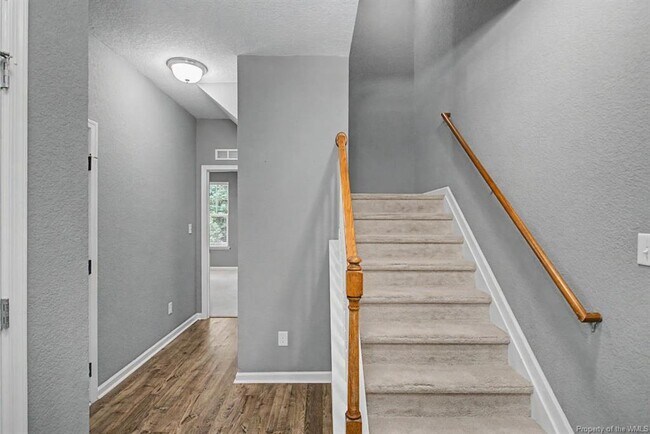 Building Photo - 1004 Prosperity Ct