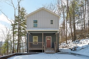 Building Photo - 4568 Kellys Ferry Rd