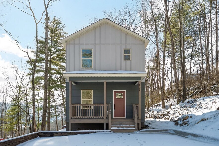 Primary Photo - 4568 Kellys Ferry Rd