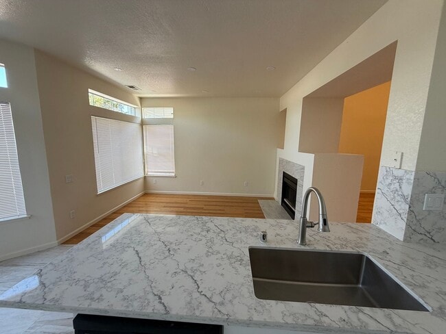 Building Photo - 356 Scotts Valley