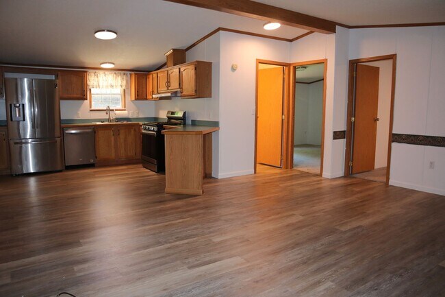 Building Photo - Lovely 3 bedroom, 2 bath home!