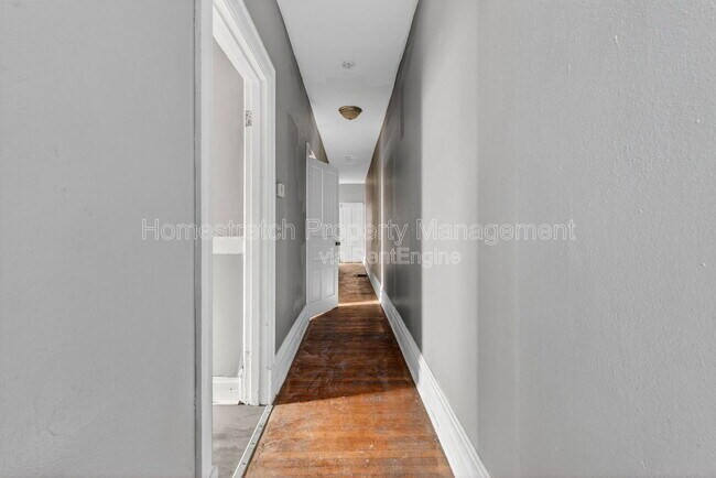 Building Photo - 2102 Adelaide Ave