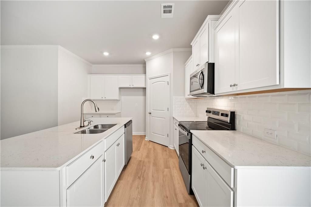 Building Photo - 6710 Corryton St