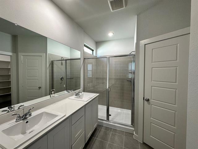 Building Photo - 3912 Sandstone Dr