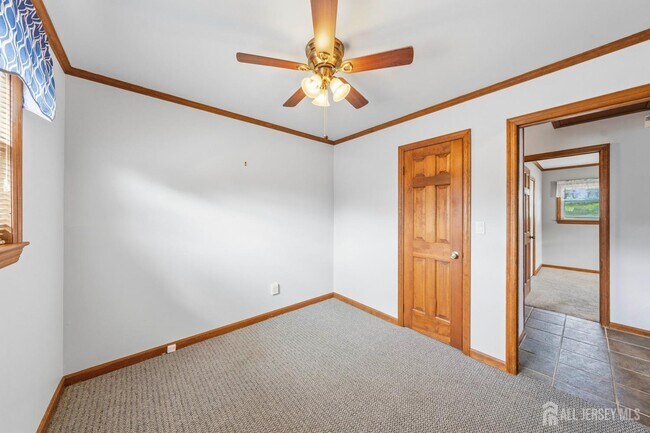 Building Photo - 62 Pinho Ave