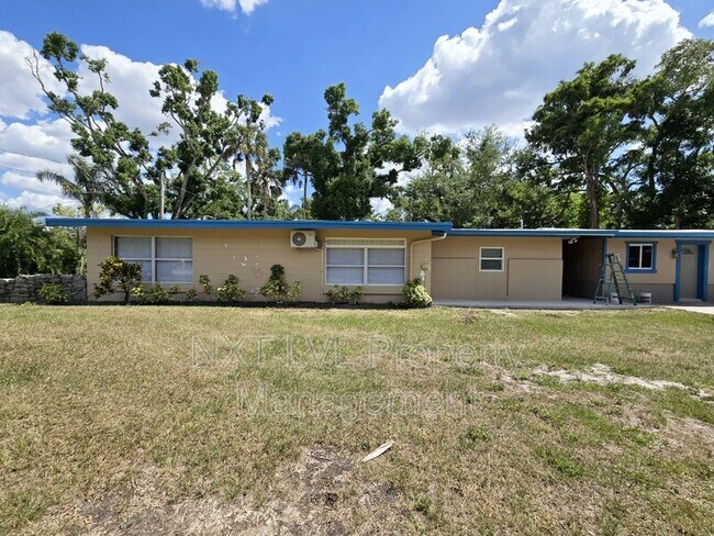 Building Photo - 69 E Mariana Ave