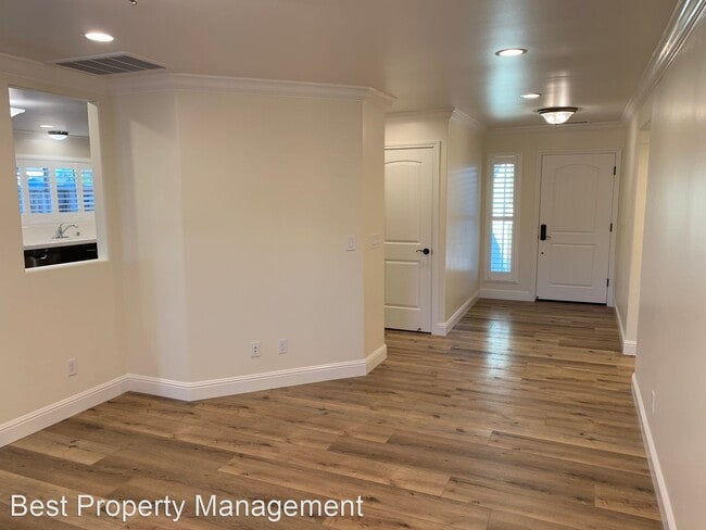 Building Photo - 4 br, 2 bath House - 223 Laguna Dr