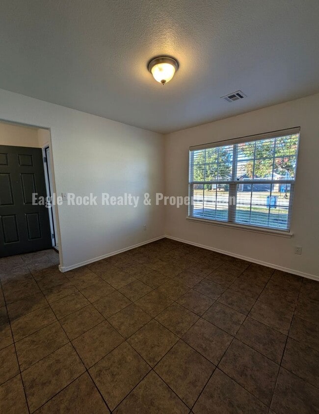 Building Photo - Bixby Home for Rent (3beds/2baths)