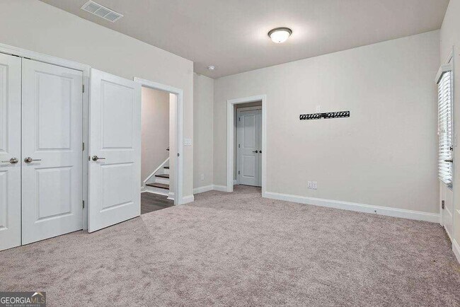 Building Photo - 1395 Harris Way S