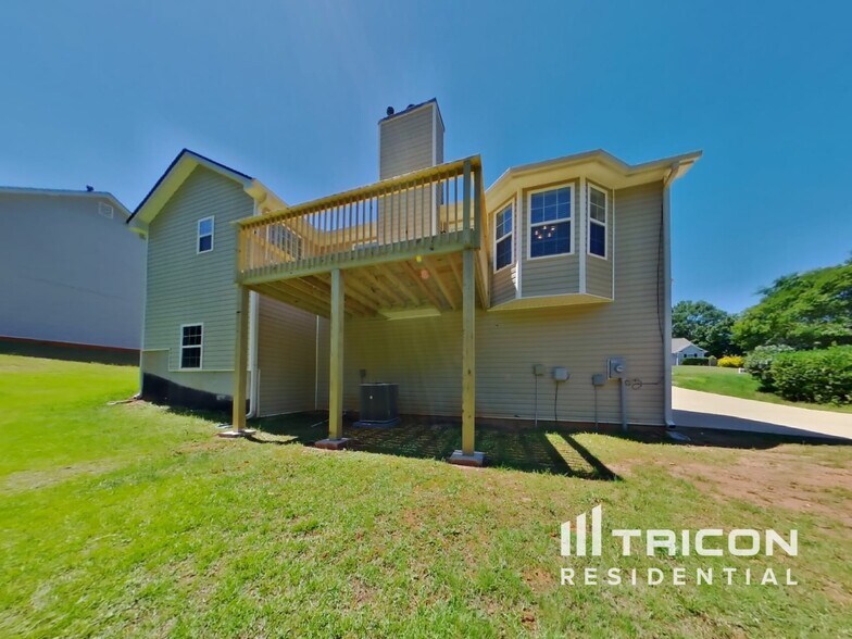 Building Photo - 121 Millwheel Dr