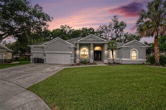 Building Photo - 702 Brooker Ridge Ct