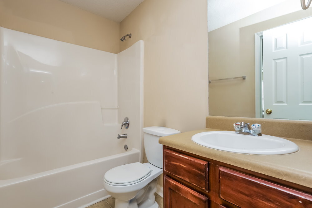 Building Photo - 369 Kentwood Springs Dr