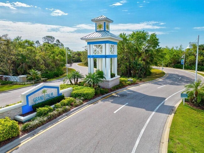 Building Photo - 12688 Sagewood Dr