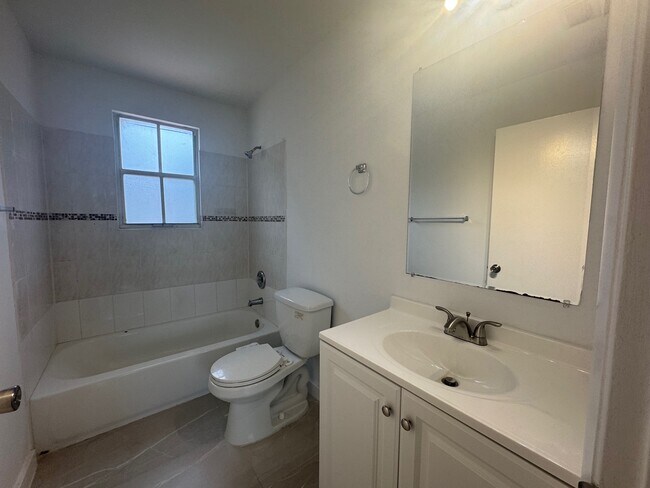 Building Photo - 6290 Duval Dr