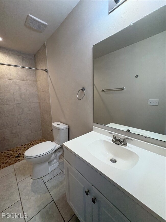 Building Photo - 3803 Chiquita Blvd S