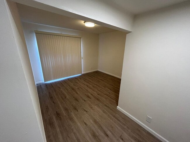 Building Photo - Remodeled 3 Bedroom 2 bath House with Backyard