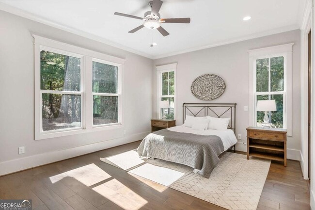 Building Photo - 6 Whisper Pl