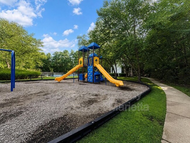 Building Photo - 101 Honeydew Ln