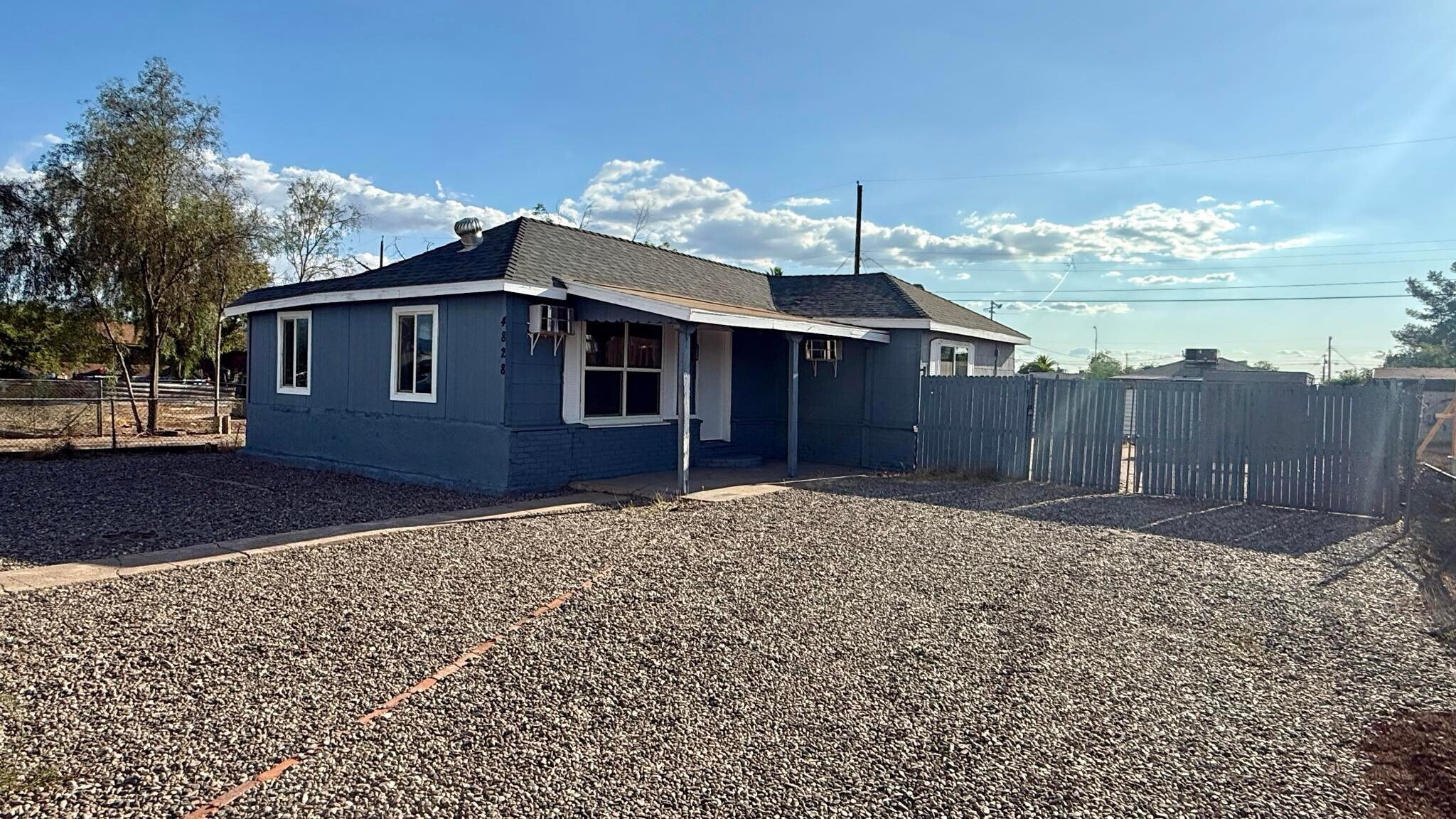 Building Photo - 4828 S 35th Dr