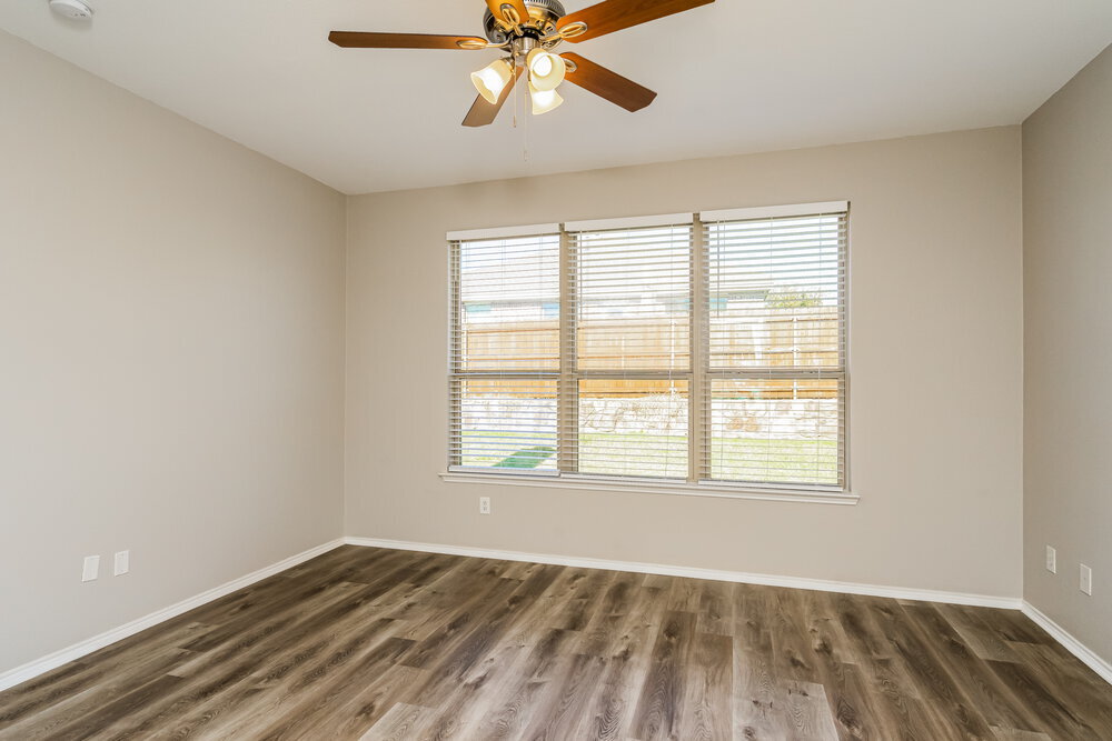 Building Photo - 415 Fisherman Trail