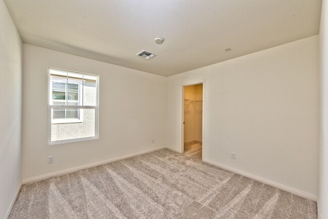 Building Photo - 2825 Gallarate Dr