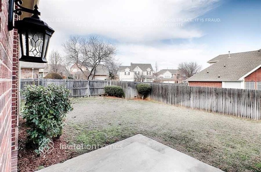 Building Photo - 2808 Northwood St