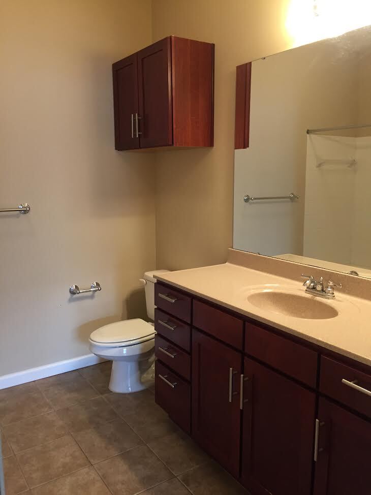 Building Photo - 1755 Central Park Rd