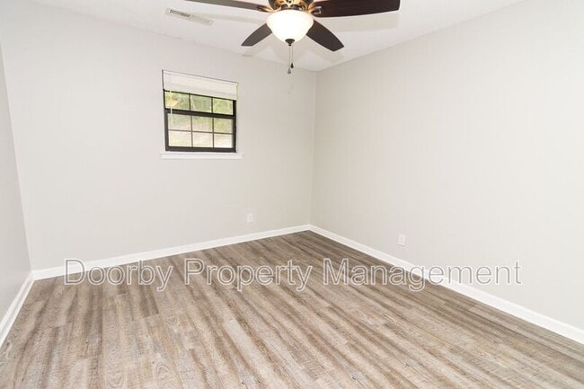 Building Photo - 1418 Baggett Rd