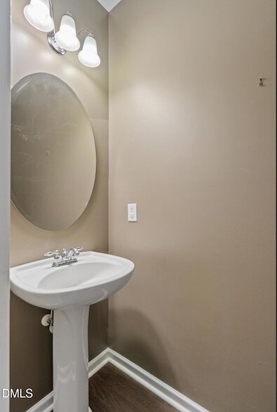 Building Photo - 3646 Olympia Dr