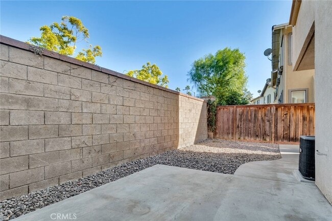 Building Photo - 4543 Riverscape Dr