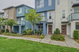 Building Photo - 14661 36th Ct NE