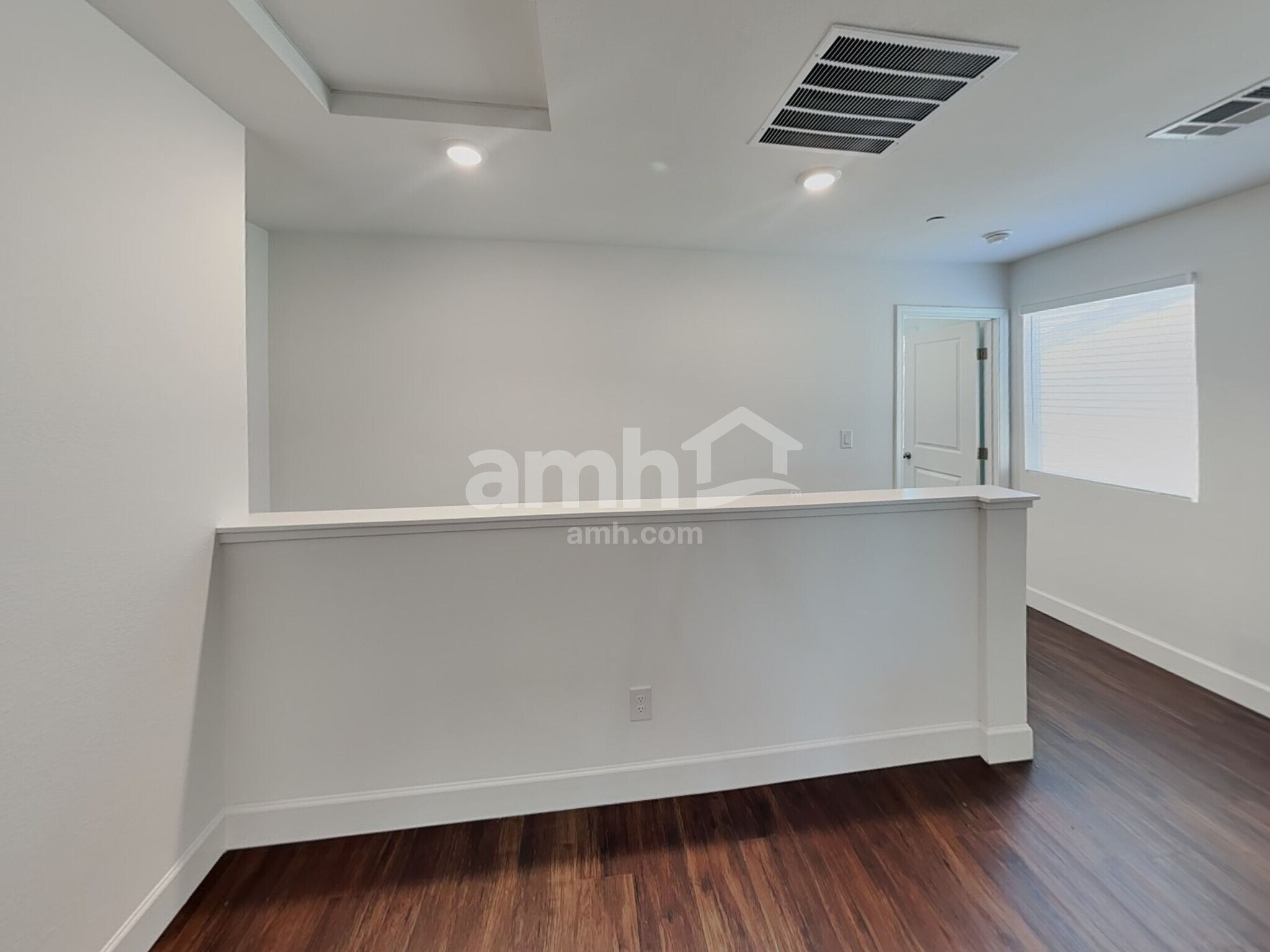 Building Photo - 284 Yasmin Daylily Pl