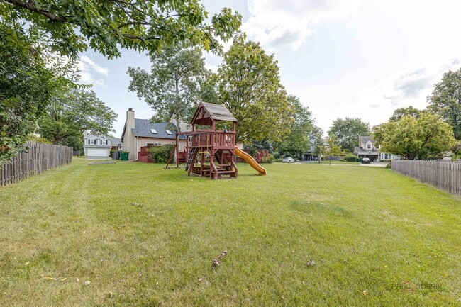 Building Photo - 285 Stanton Dr